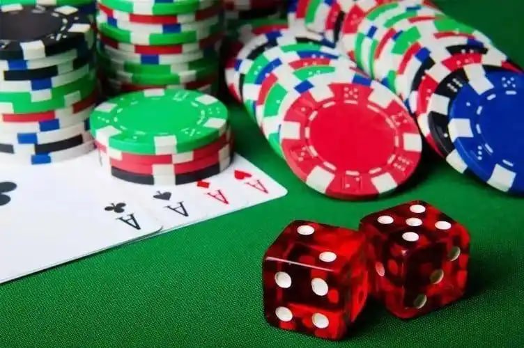 Recent wins display on casino app showing game outcomes for Philippines members